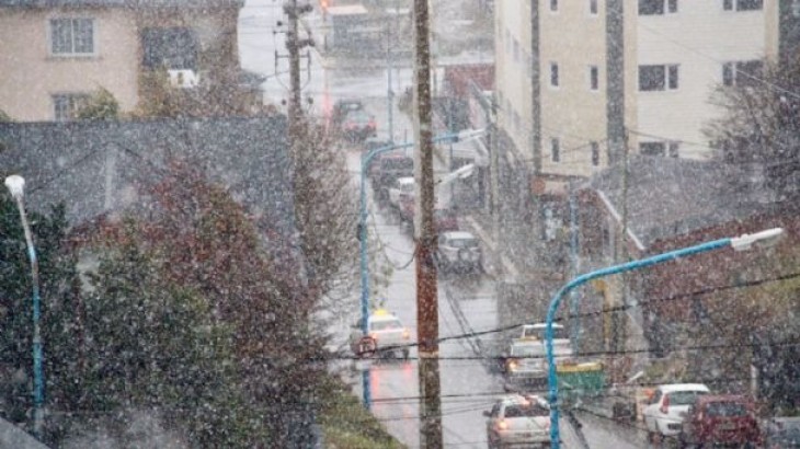 Viernes lluvioso y con nevadas en Ushuaia